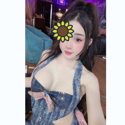 Khánh Vy - Sugar baby Hàm Thắng thân hình chuẩn chỉnh