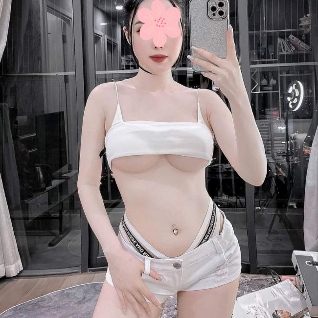 Tuyết Nhung - Hot Girl Sơn Trà buscu nhiệt tình