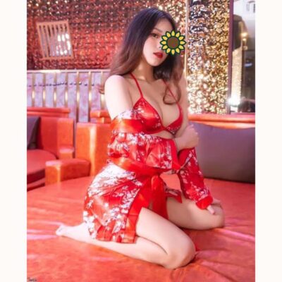 Bích Hương - Kỹ nữ Hiển Khánh quẩy cực sung