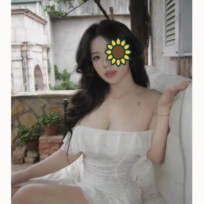 Tuyết Lan - Ngọc nữ Đức Huệ vòng 1 to tròn đầy đặn