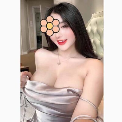 Kim Châu - Hotgirl Trung Sơn bím hồng non mịn