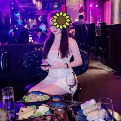 Ngọc Kiều - Nàng thơ Đà Lạt vú to bím múp